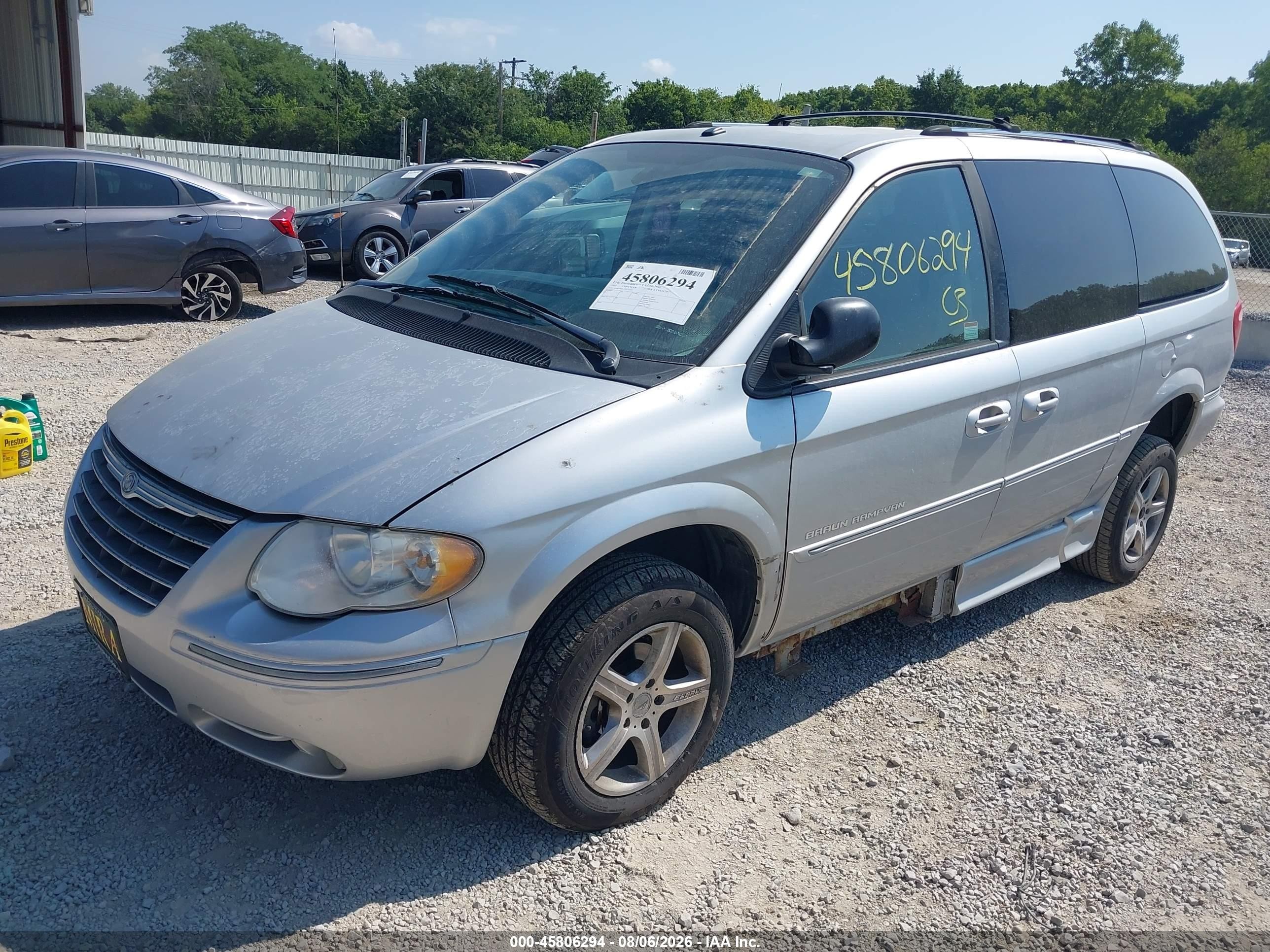 2007 Chrysler Town & Country Limited Silver vin: 2A8GP64L27R172105