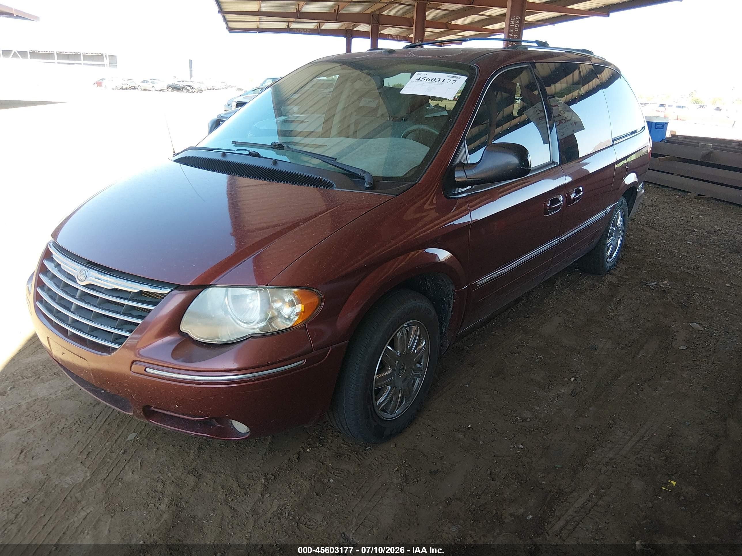 2007 Chrysler Town & Country Limited Red vin: 2A8GP64L57R359564