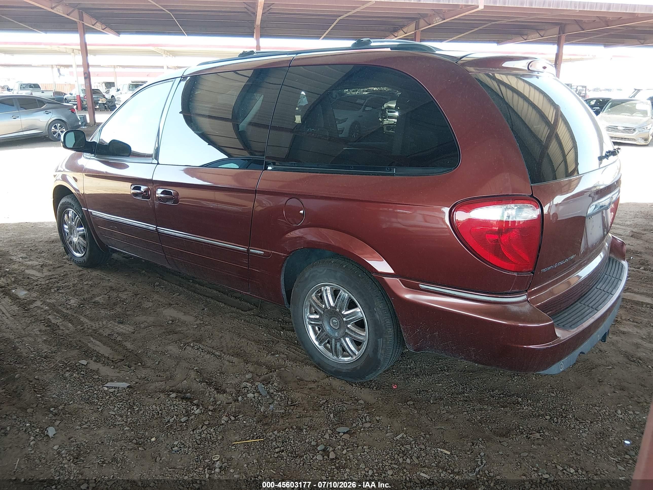2007 Chrysler Town & Country Limited Red vin: 2A8GP64L57R359564