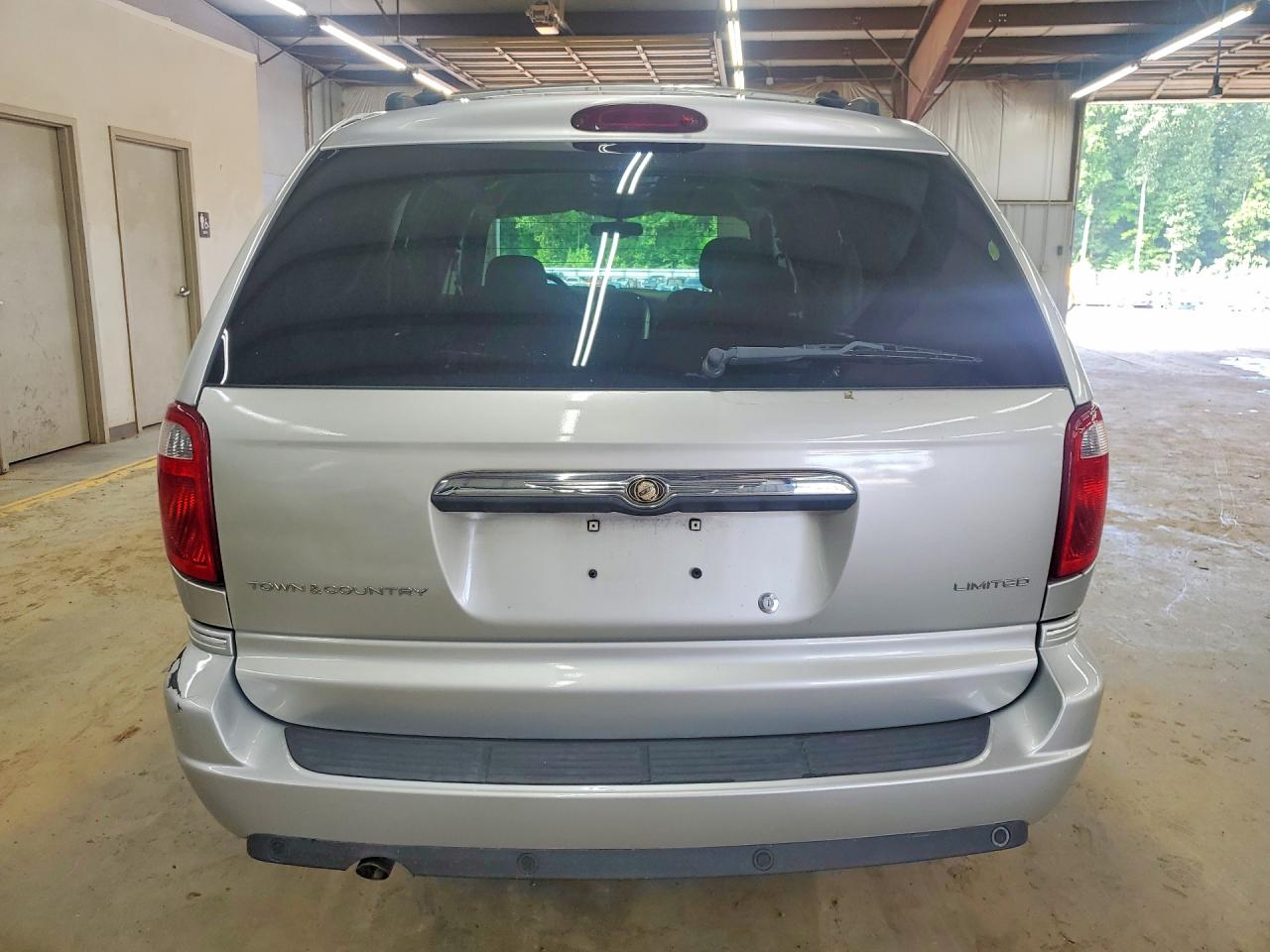 2006 Chrysler Town & Country Limited Silver vin: 2A8GP64L66R619968