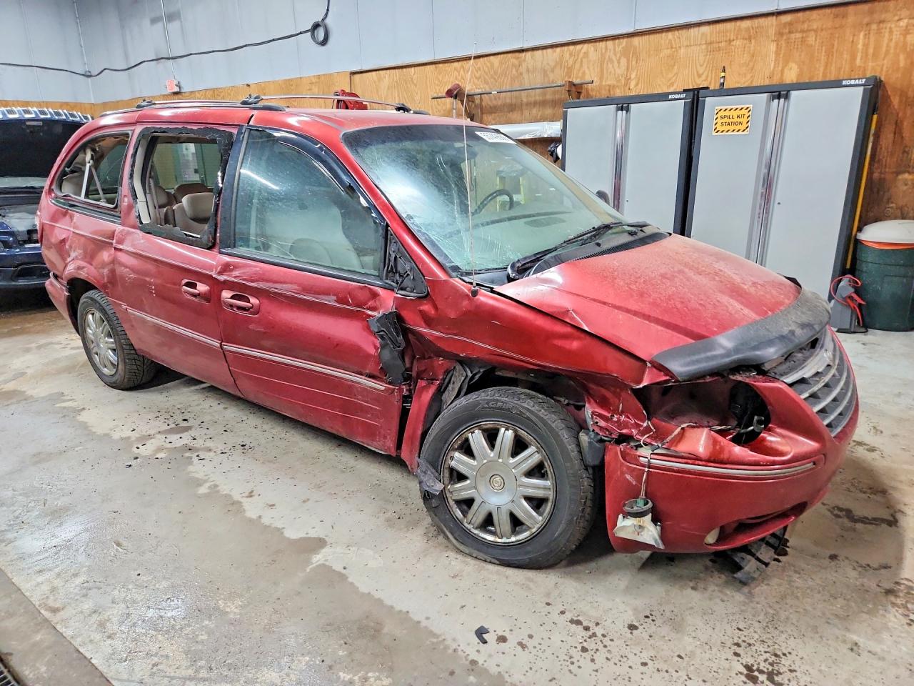 2006 Chrysler Town & Country Limited Burgundy vin: 2A8GP64L76R696333