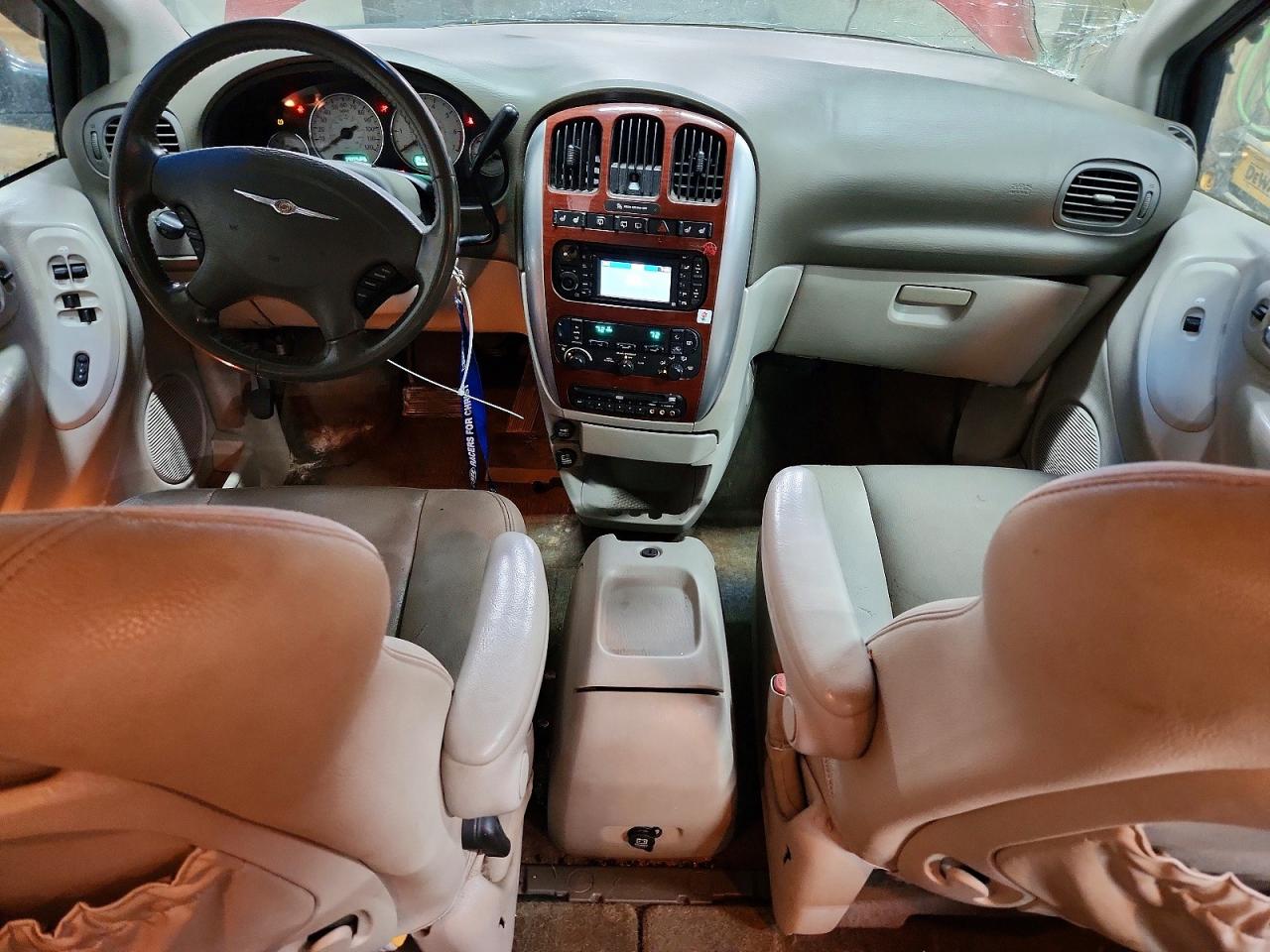 2006 Chrysler Town & Country Limited Burgundy vin: 2A8GP64L76R696333