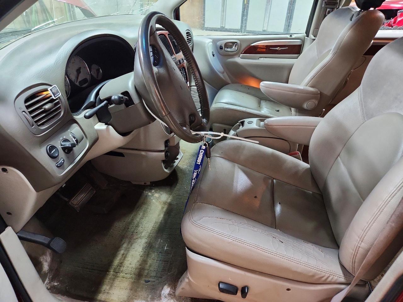 2006 Chrysler Town & Country Limited Burgundy vin: 2A8GP64L76R696333
