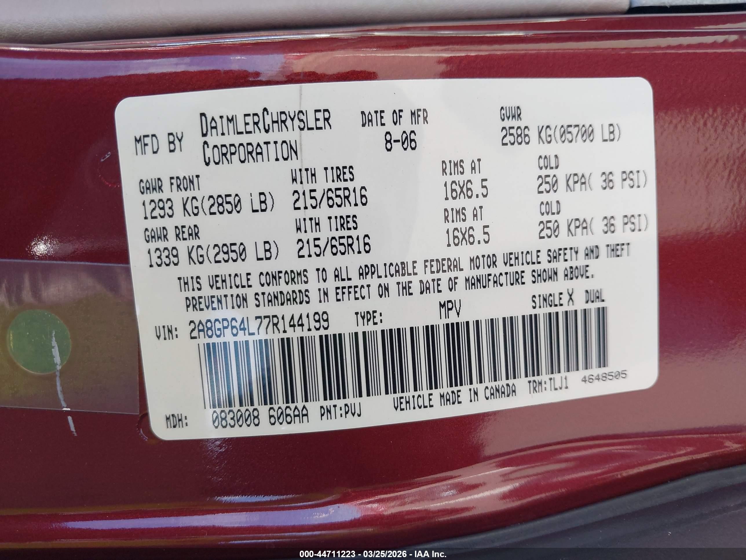 2007 Chrysler Town & Country Limited Red vin: 2A8GP64L77R144199
