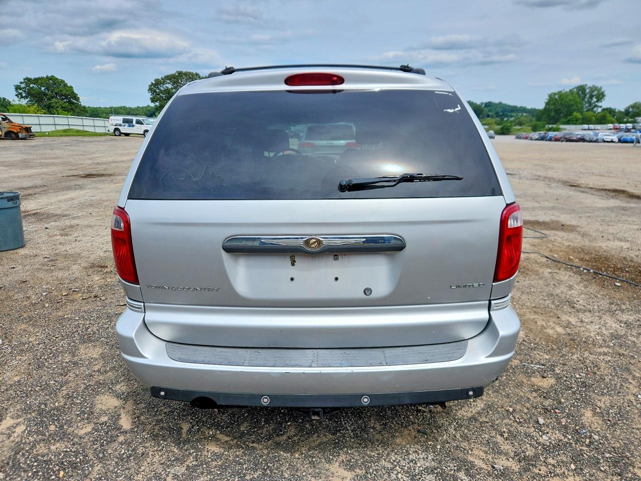 2007 Chrysler Town & Country Limited Silver vin: 2A8GP64L87R359252