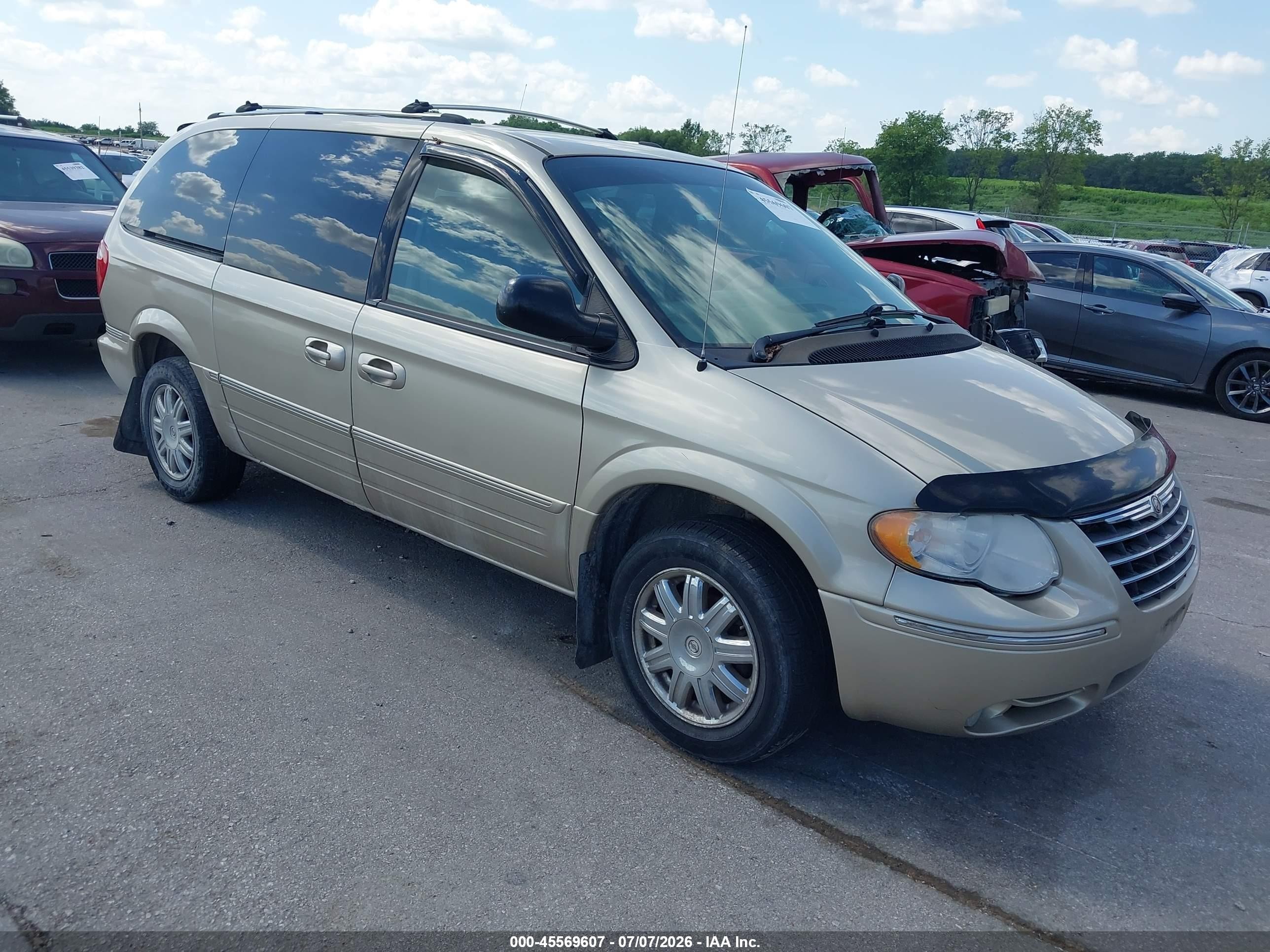 2006 Chrysler Town & Country Limited Gold vin: 2A8GP64LX6R631444