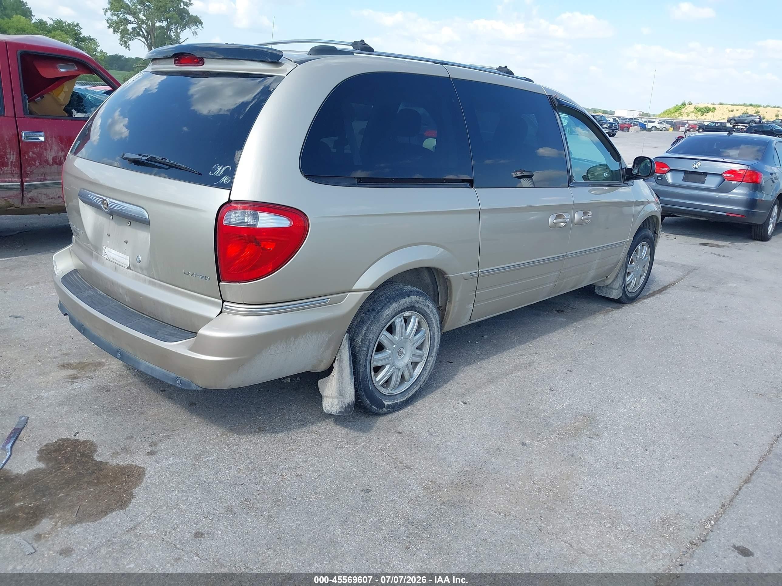 2006 Chrysler Town & Country Limited Gold vin: 2A8GP64LX6R631444