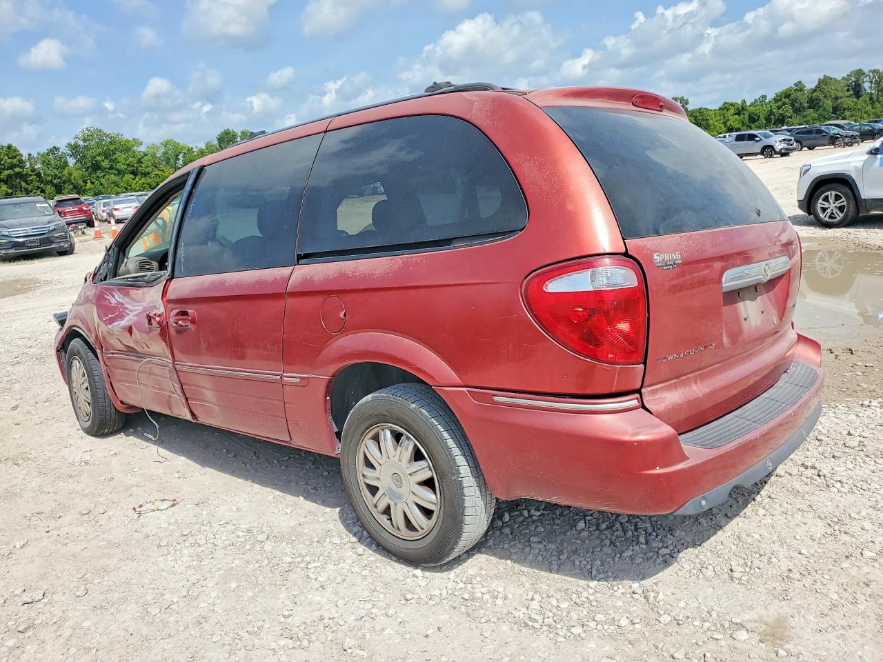 2007 Chrysler Town & Country Limited Red vin: 2A8GP64LX7R359396