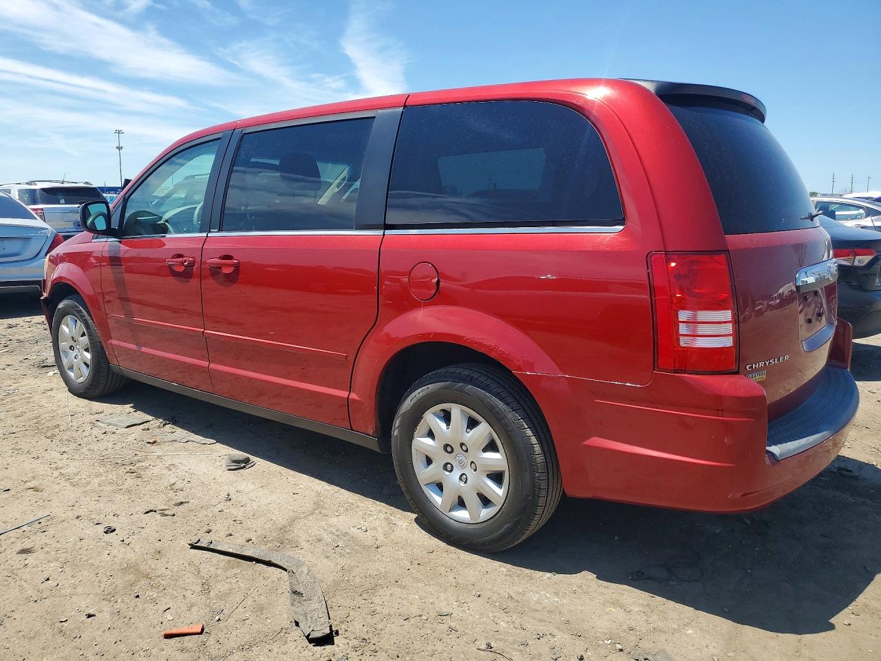 2009 Chrysler Town & Country Lx Red vin: 2A8HR44E09R529966