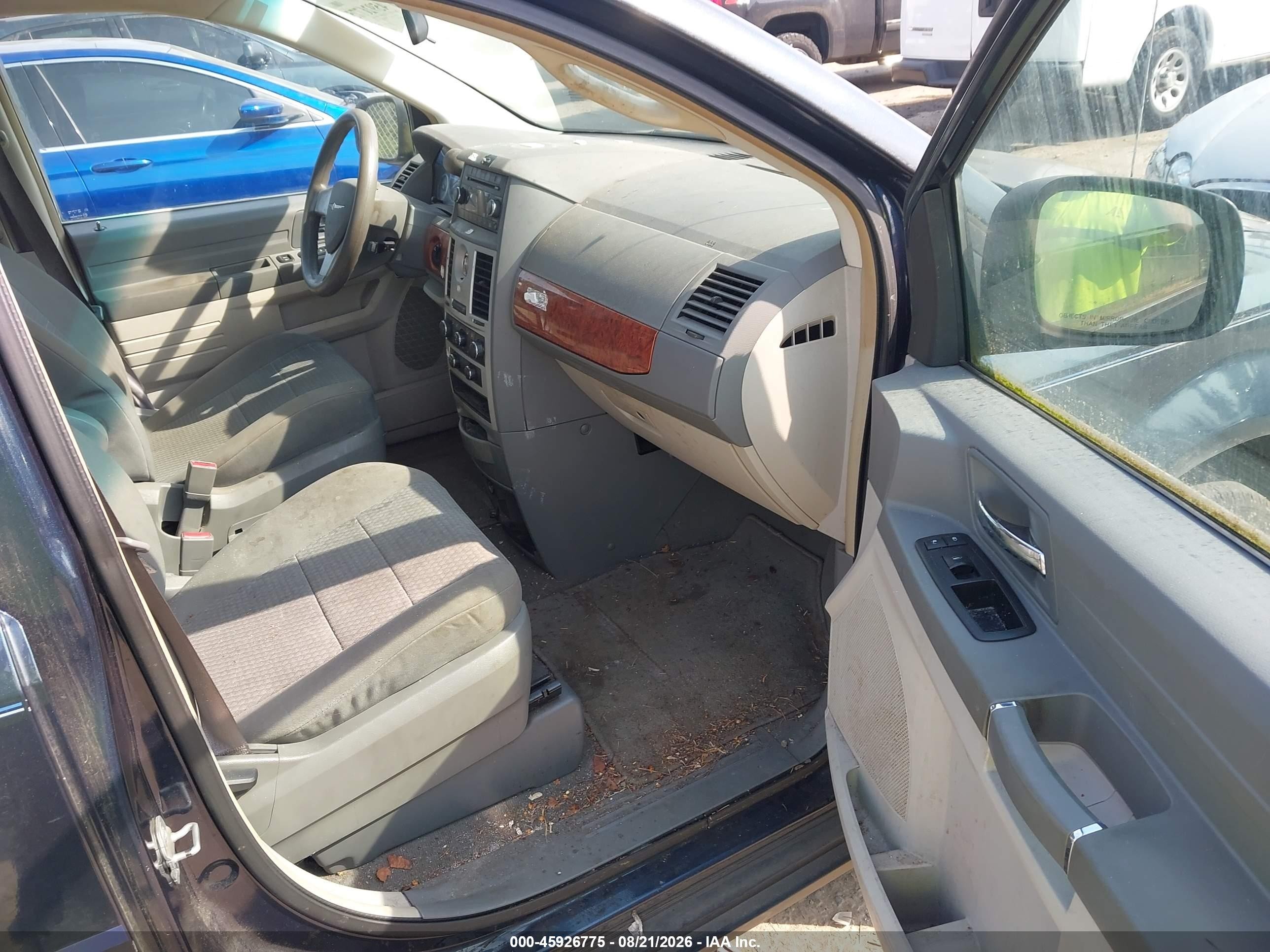 2009 Chrysler Town & Country Lx Синий vin: 2A8HR44E09R617335