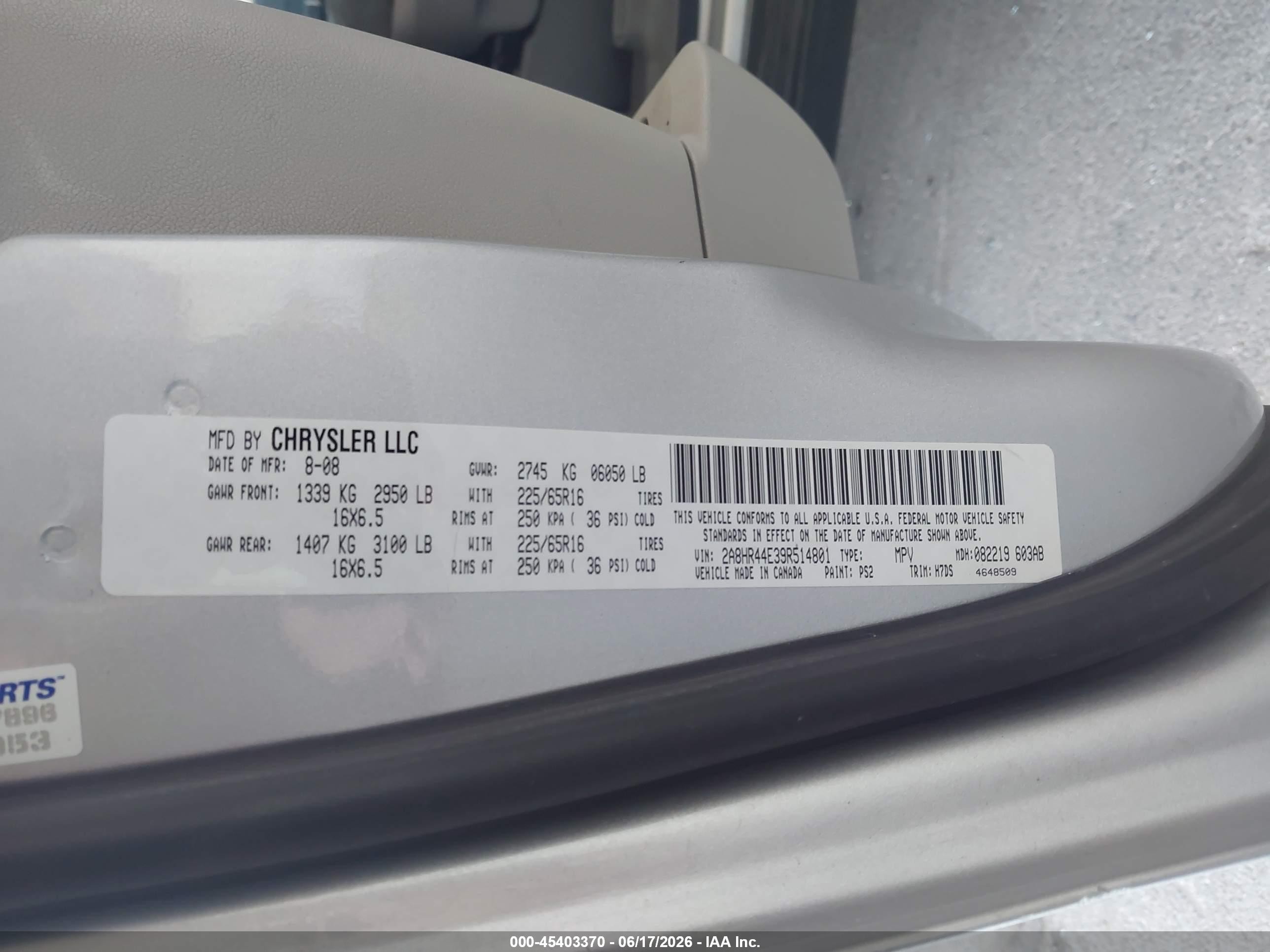 2009 Chrysler Town & Country Lx Silver vin: 2A8HR44E39R514801
