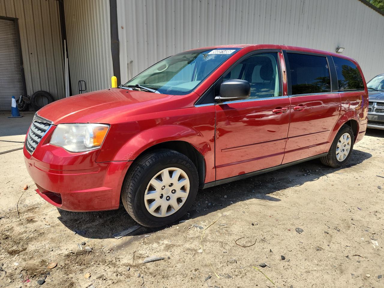2009 Chrysler Town & Country Lx Red vin: 2A8HR44E39R656985 Damage: Left Front Fender, Dent(S) W/ Paint Dmg, > 12 Inches