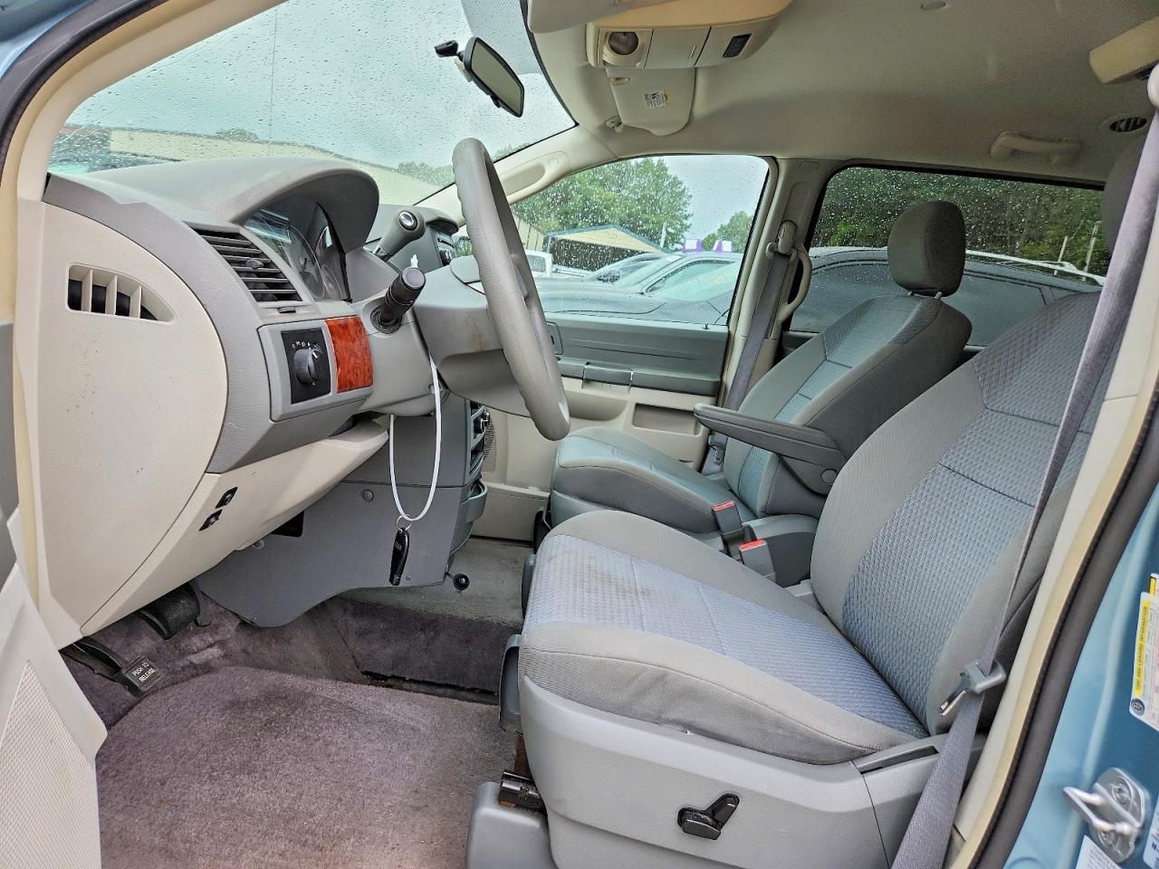 2009 Chrysler Town & Country Lx Turquoise vin: 2A8HR44E49R564977