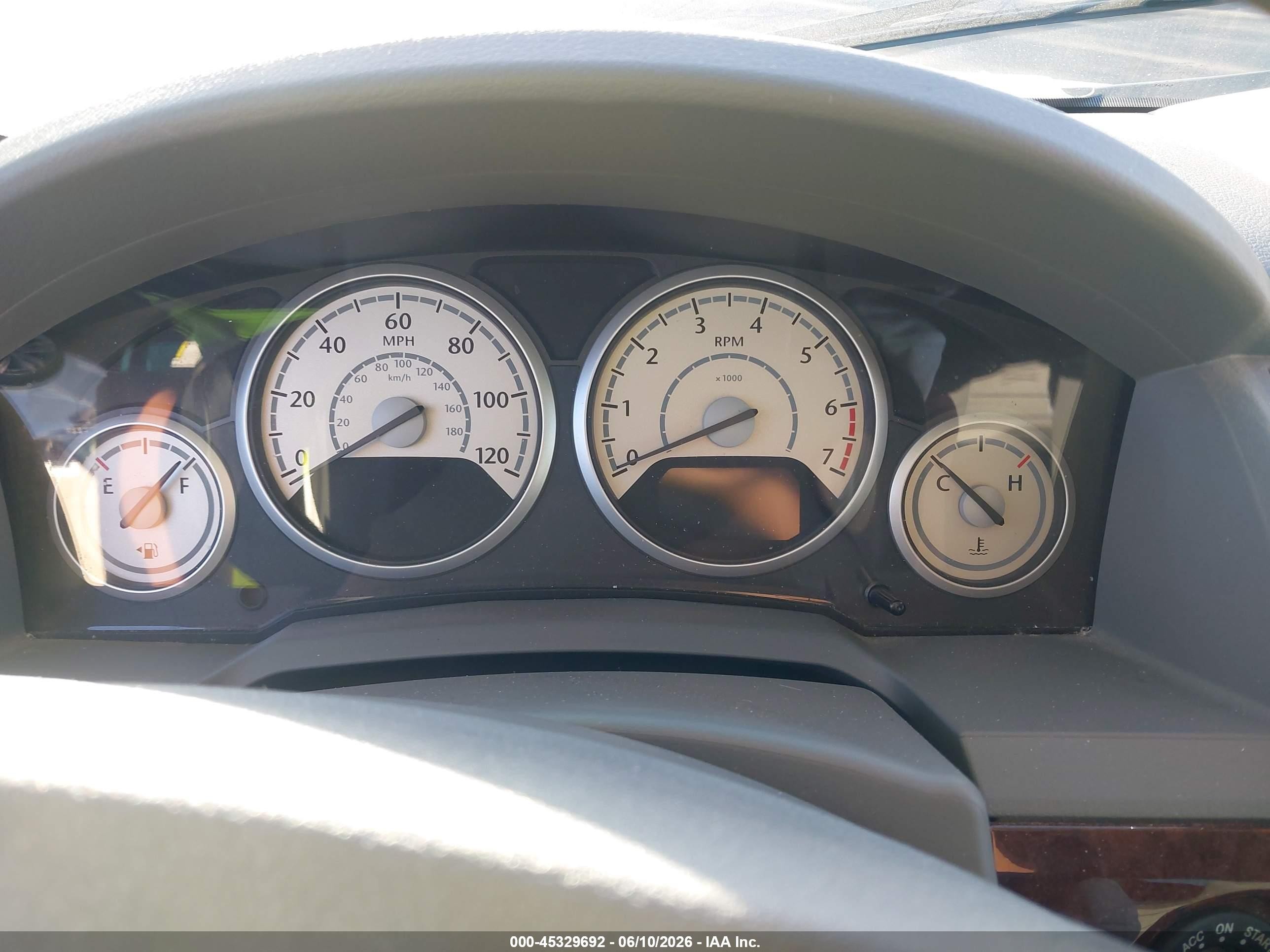2009 Chrysler Town & Country Lx Green vin: 2A8HR44E59R680687