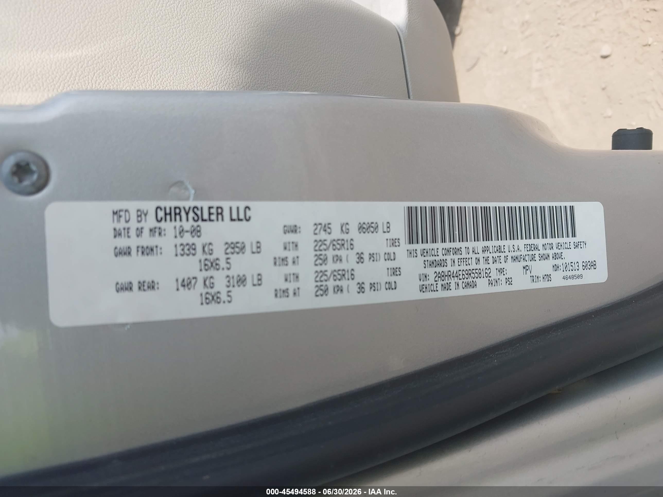 2009 Chrysler Town & Country Lx Silver vin: 2A8HR44E69R558162