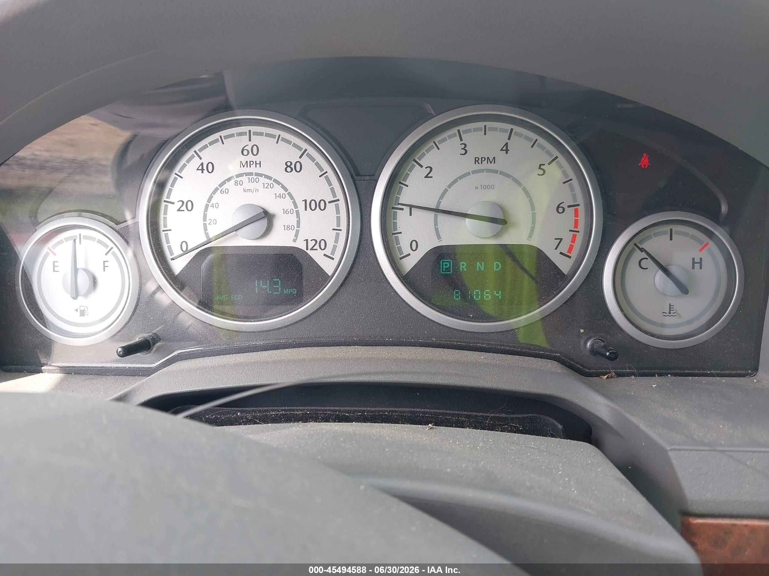 2009 Chrysler Town & Country Lx Silver vin: 2A8HR44E69R558162