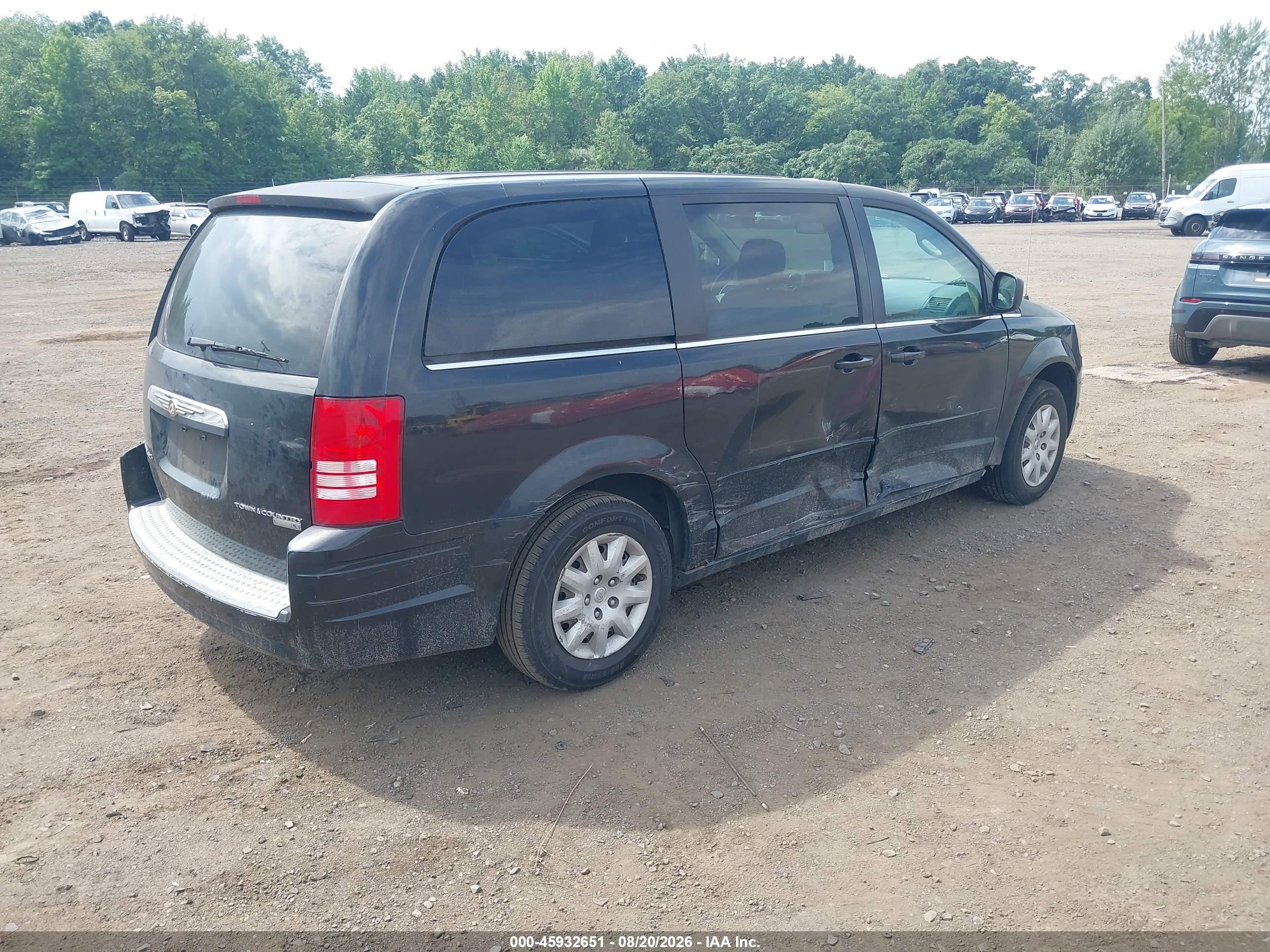 2009 Chrysler Town & Country Lx Black vin: 2A8HR44E89R606910