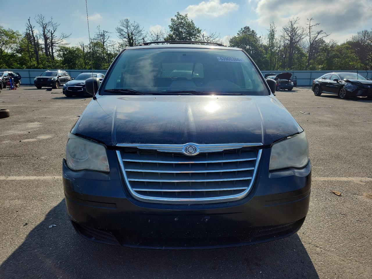 2009 Chrysler Town & Country Lx Black vin: 2A8HR44EX9R652903