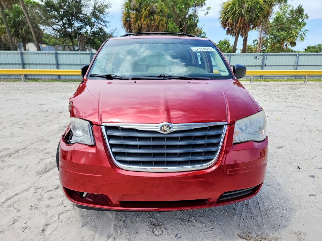 2008 Chrysler Town & Country Lx Burgundy vin: 2A8HR44H08R637478