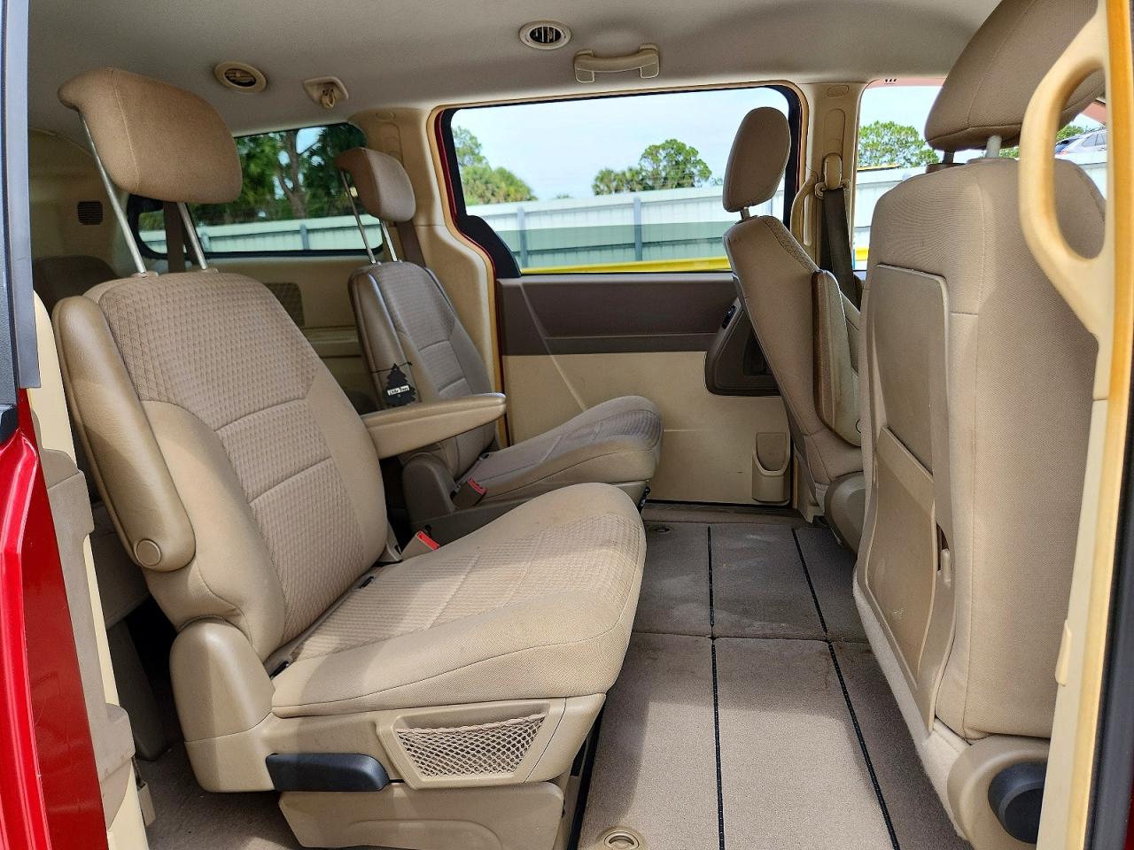 2008 Chrysler Town & Country Lx Burgundy vin: 2A8HR44H08R637478