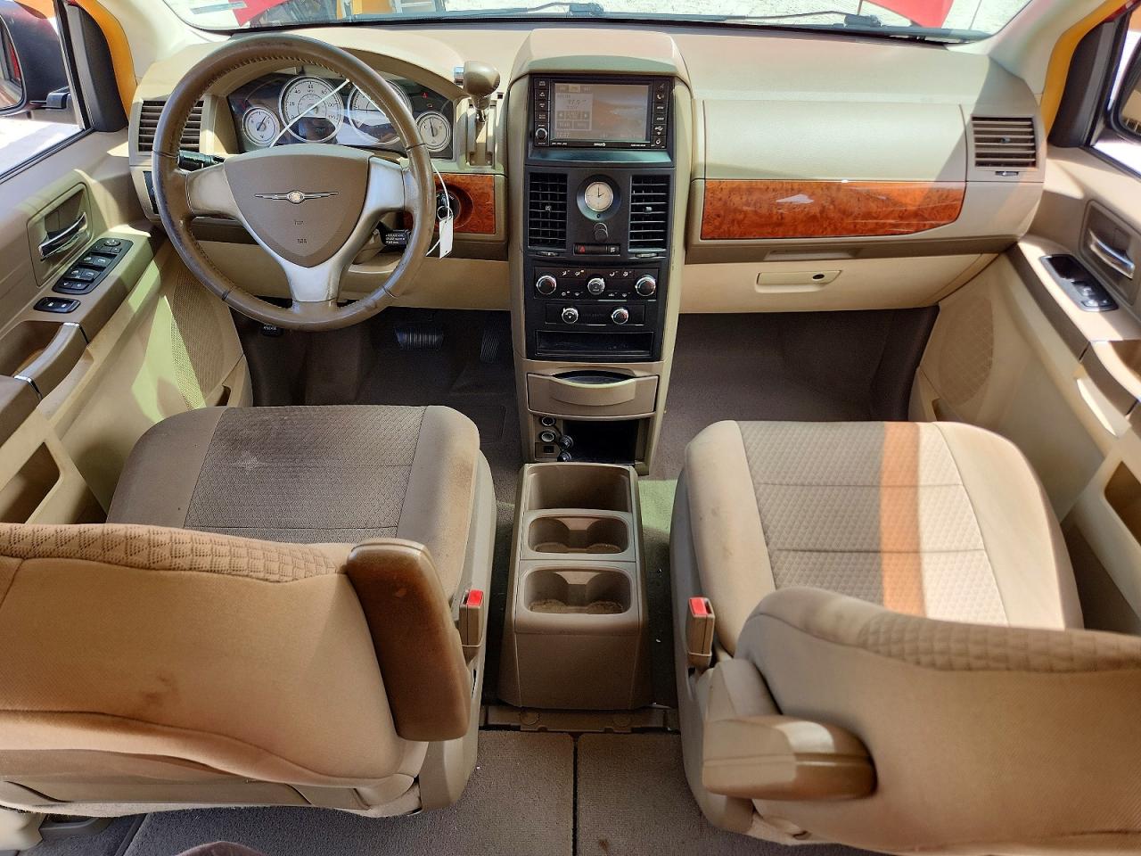 2008 Chrysler Town & Country Lx Burgundy vin: 2A8HR44H08R637478