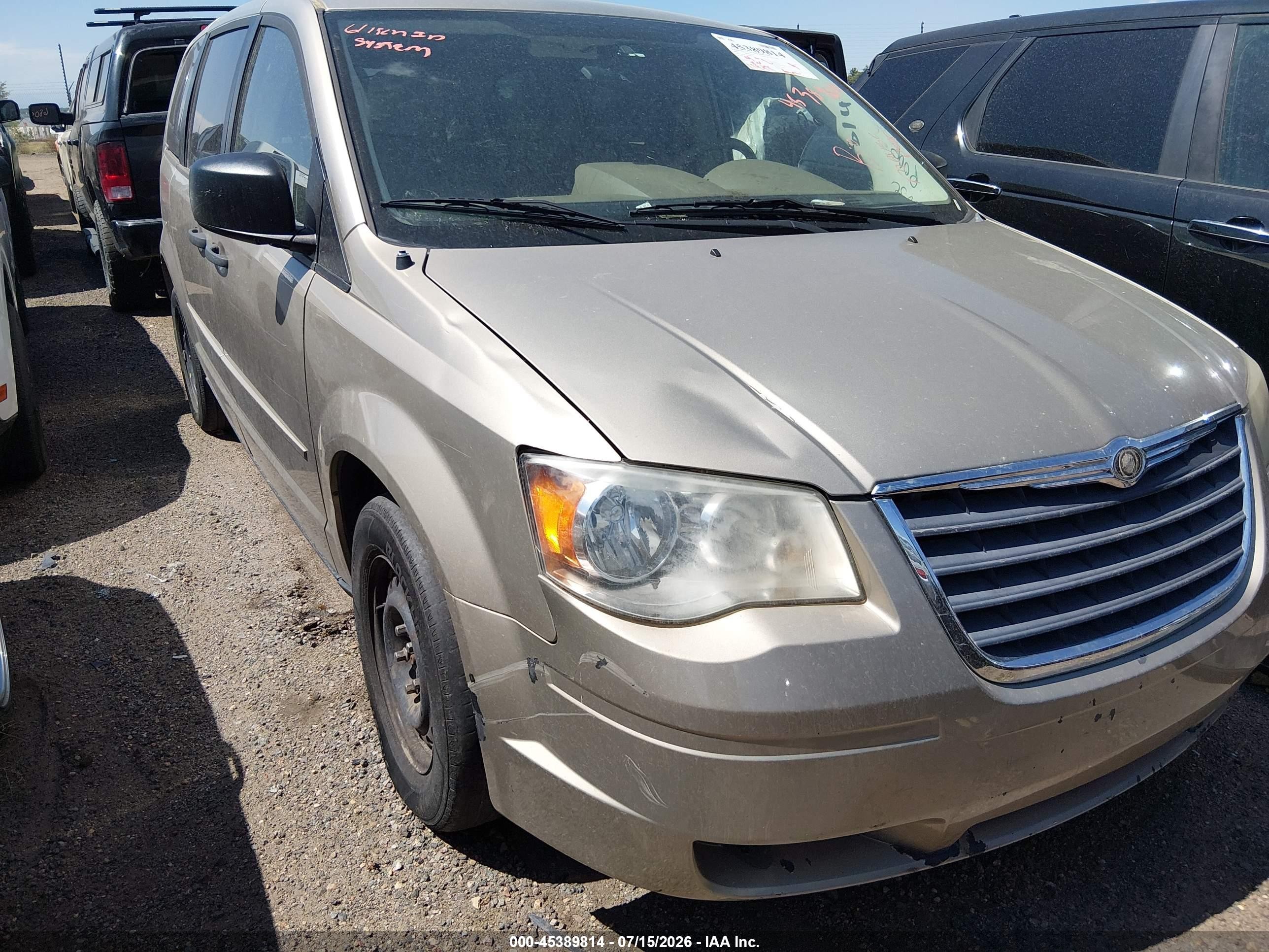 2008 Chrysler Town & Country Lx Gold vin: 2A8HR44H18R151617