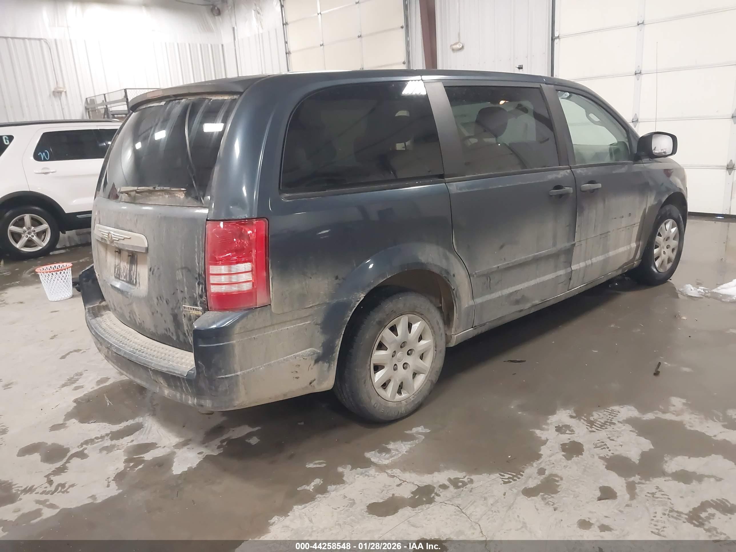 2008 Chrysler Town & Country Lx Blue vin: 2A8HR44H18R671042