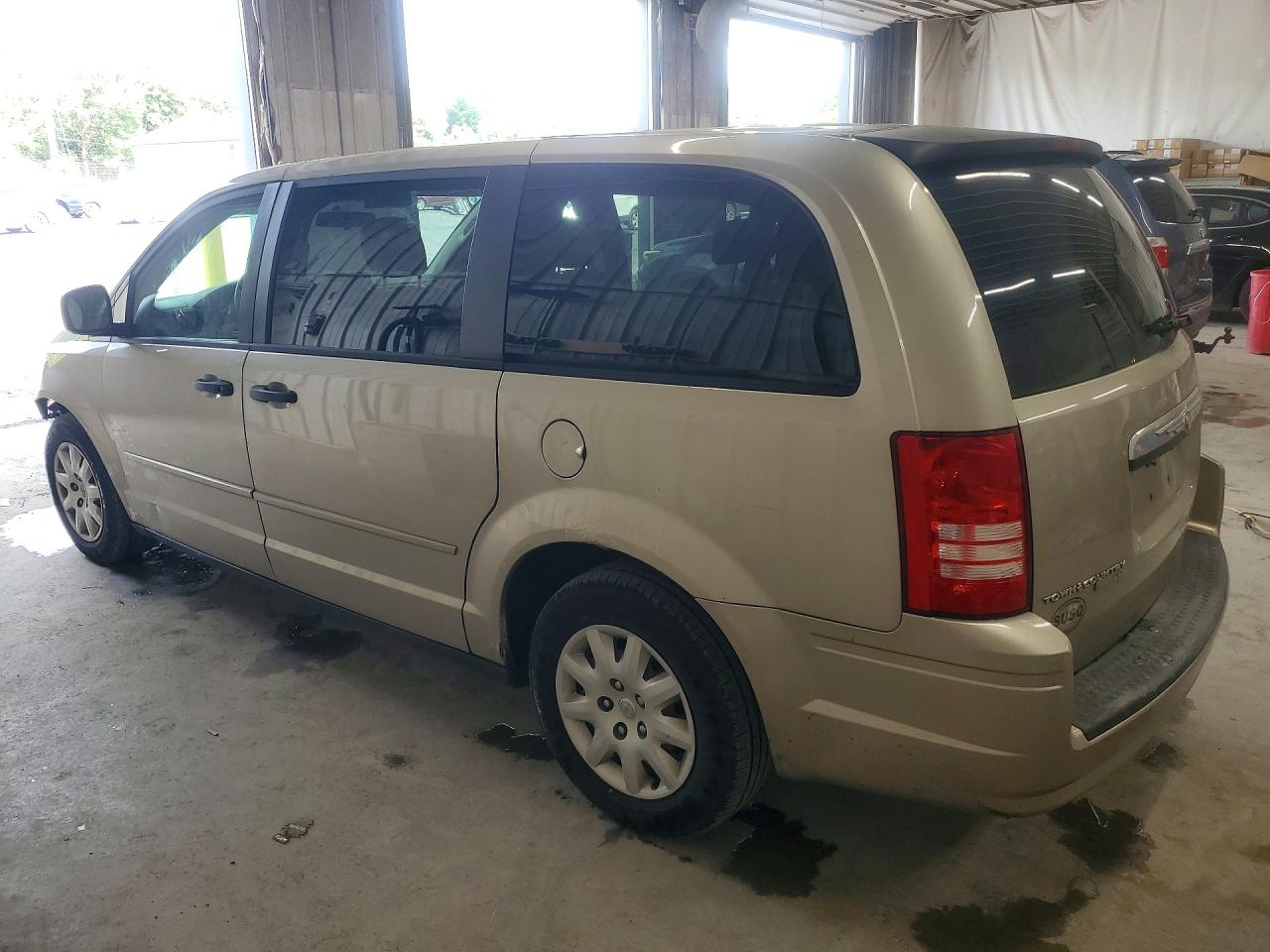 2008 Chrysler Town & Country Lx Gold vin: 2A8HR44H28R621587