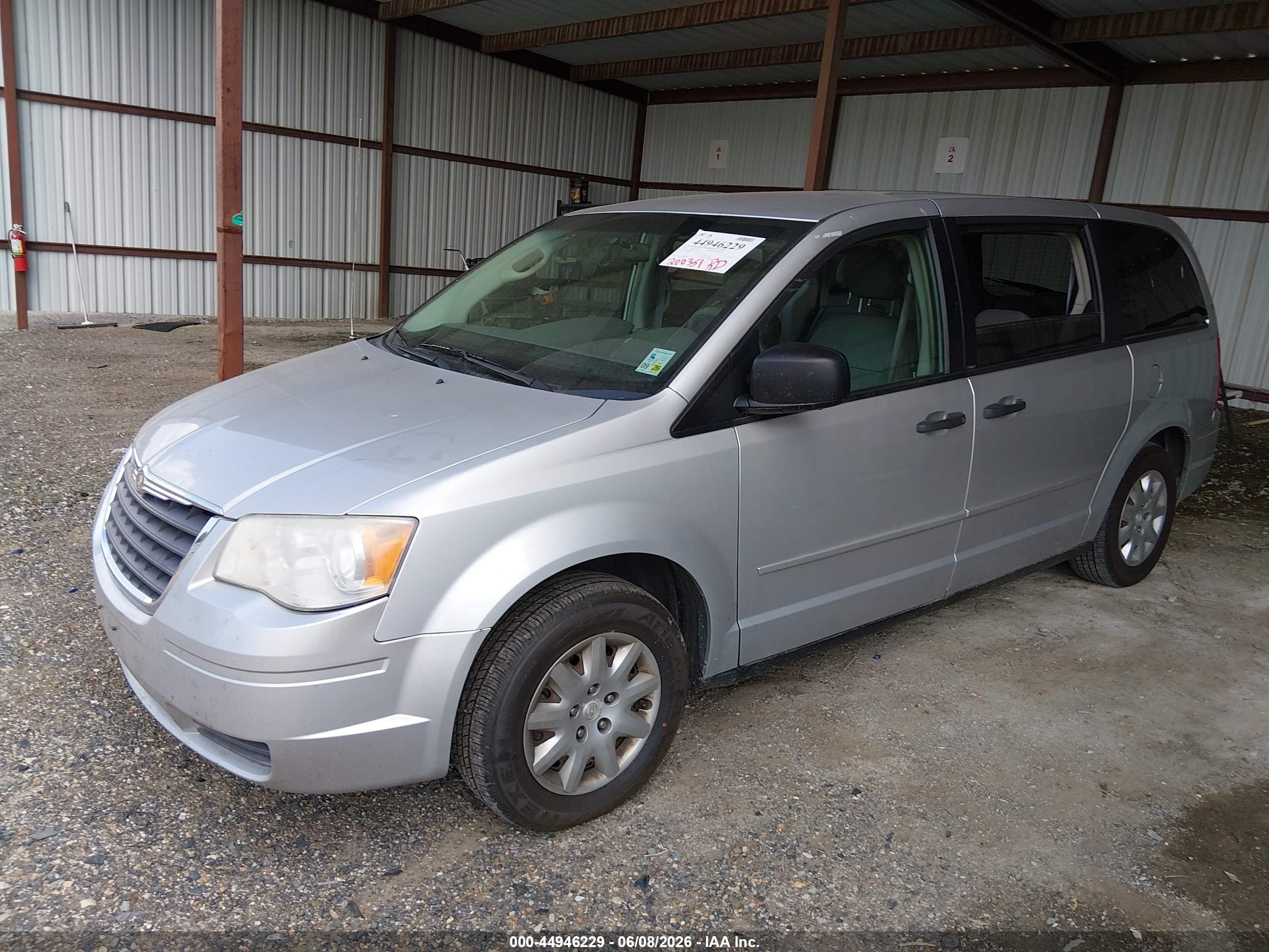 2008 Chrysler Town & Country Lx Silver vin: 2A8HR44H38R623946