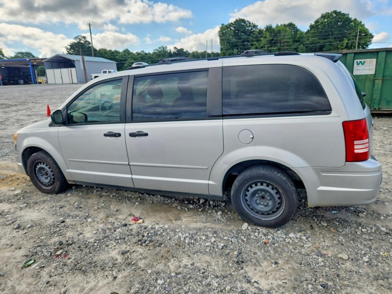 2008 Chrysler Town & Country Lx Silver vin: 2A8HR44H38R683015