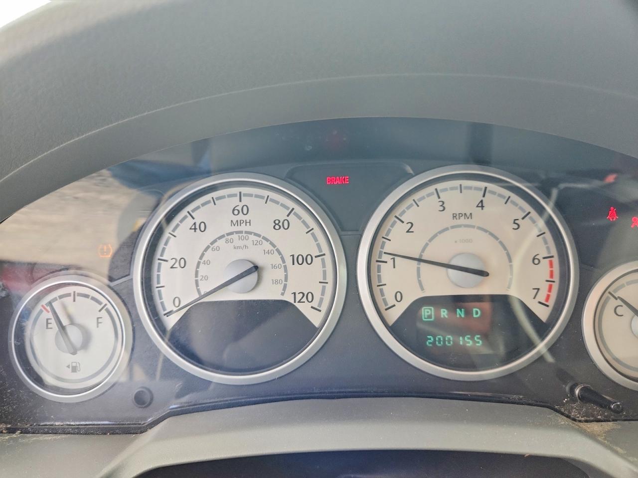 2008 Chrysler Town & Country Lx Silver vin: 2A8HR44H38R683015