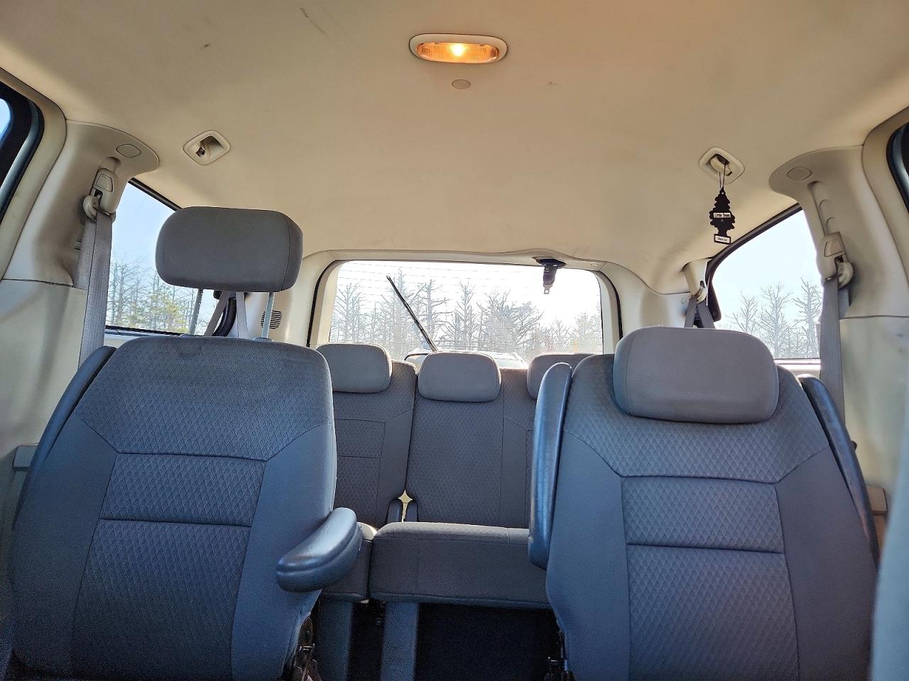 2008 Chrysler Town & Country Lx Blue vin: 2A8HR44H48R128168