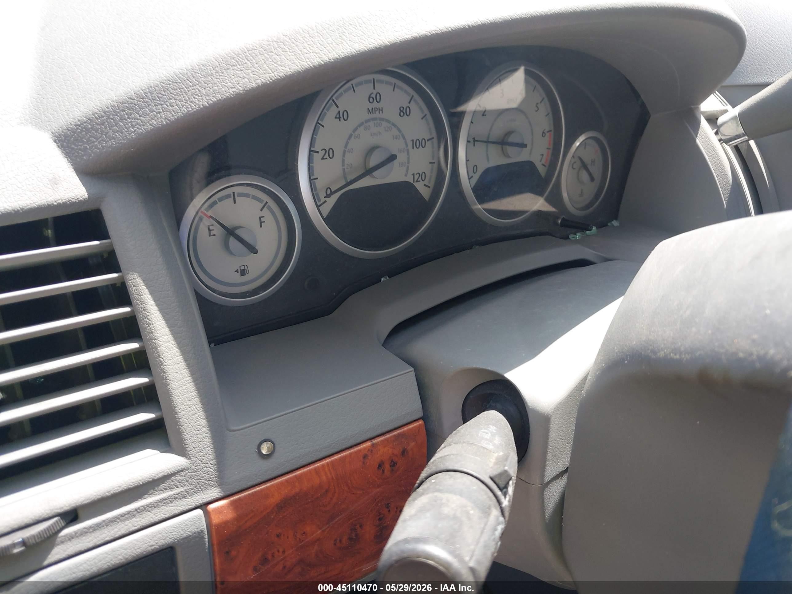 2008 Chrysler Town & Country Lx Черный vin: 2A8HR44H58R118085