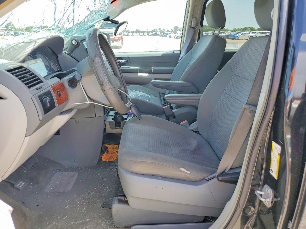 2008 Chrysler Town & Country Lx Black vin: 2A8HR44H98R634336