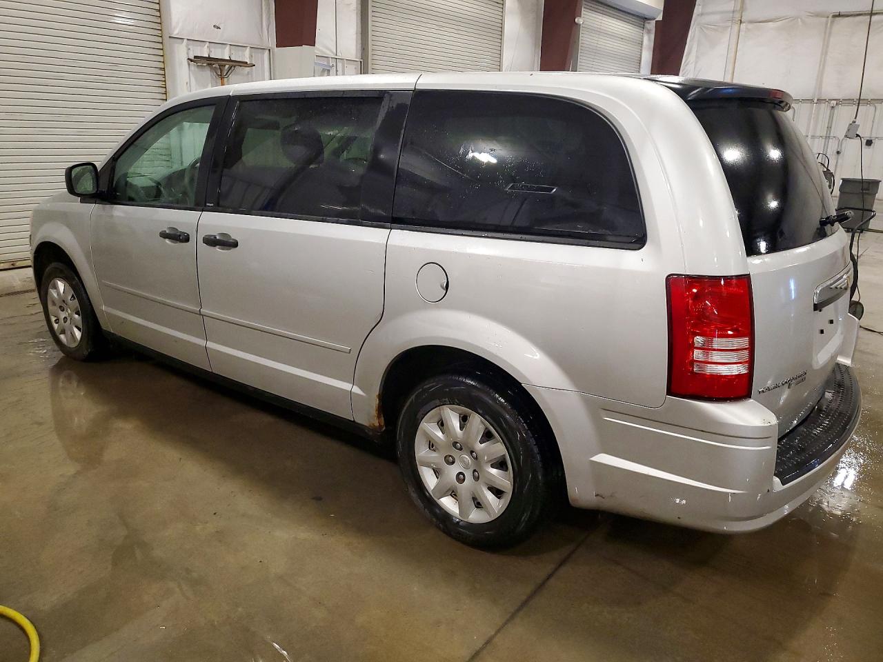 2008 Chrysler Town & Country Lx Серебряный vin: 2A8HR44H98R748868