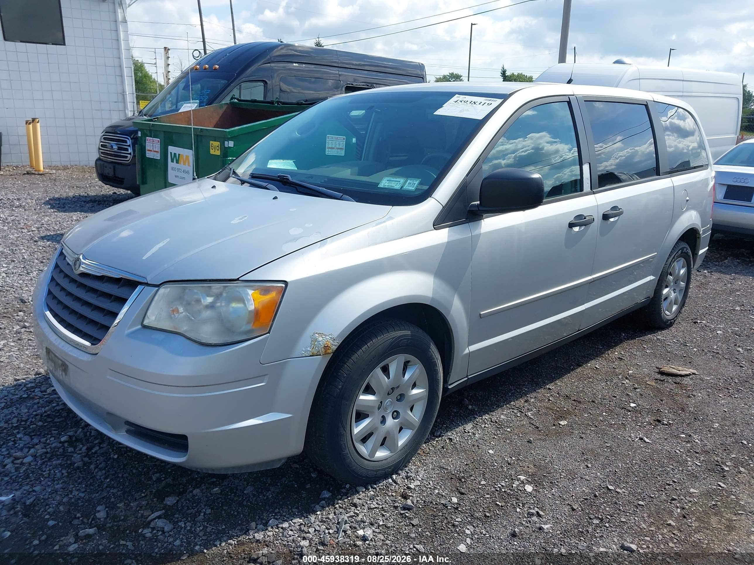 2008 Chrysler Town & Country Lx Silver vin: 2A8HR44H98R768845