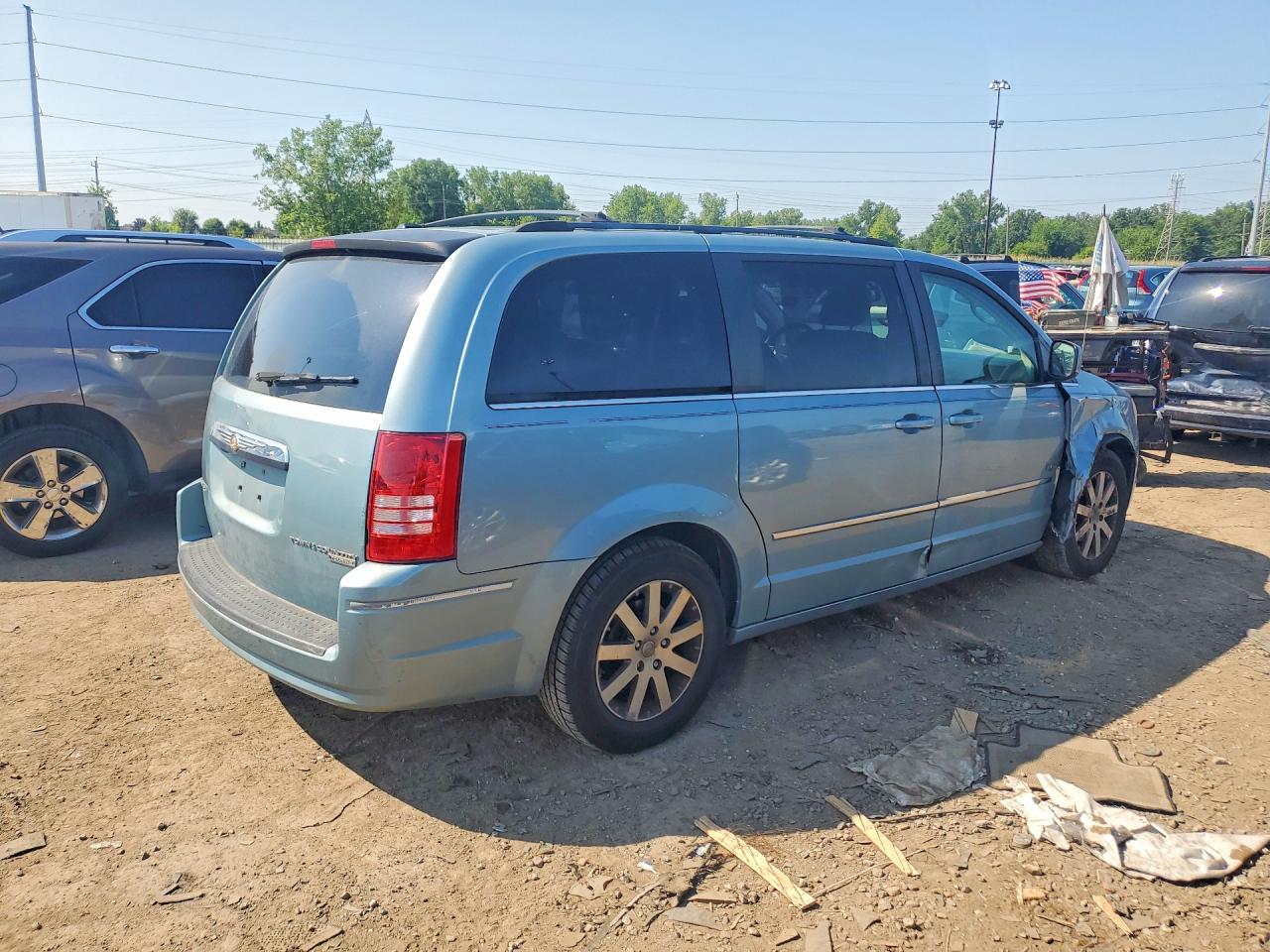 2009 Chrysler Town & Country Touring Синий vin: 2A8HR54139R626694