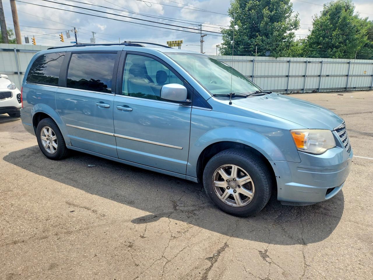 2009 Chrysler Town & Country Touring Blue vin: 2A8HR54159R635607