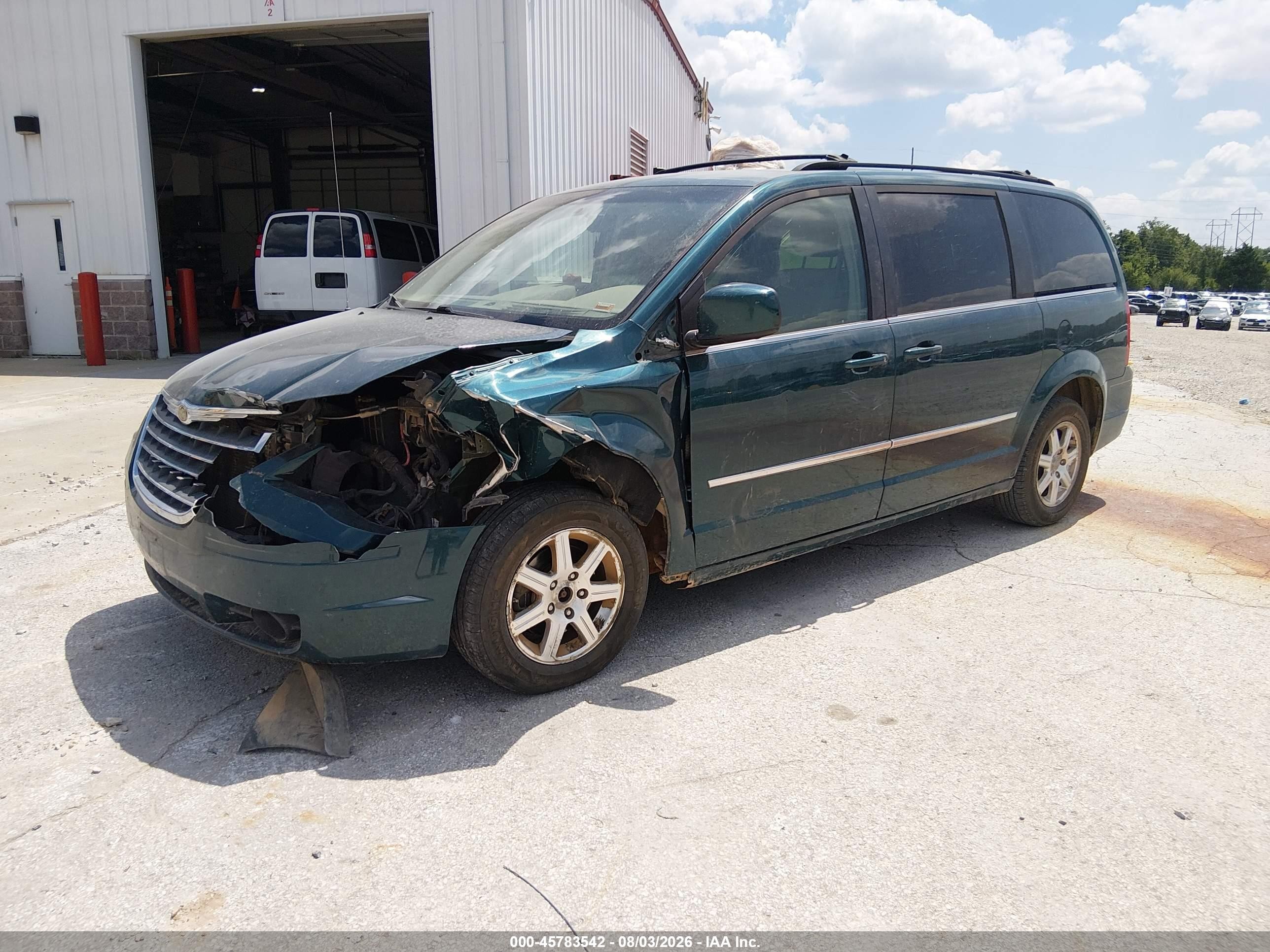 2009 Chrysler Town & Country Touring Green vin: 2A8HR54169R601269