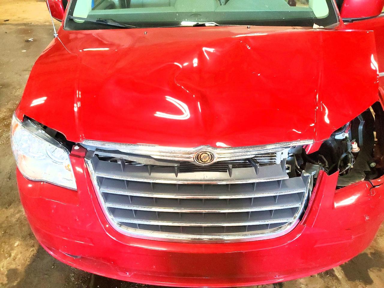 2009 Chrysler Town & Country Touring Burgundy vin: 2A8HR54169R635681