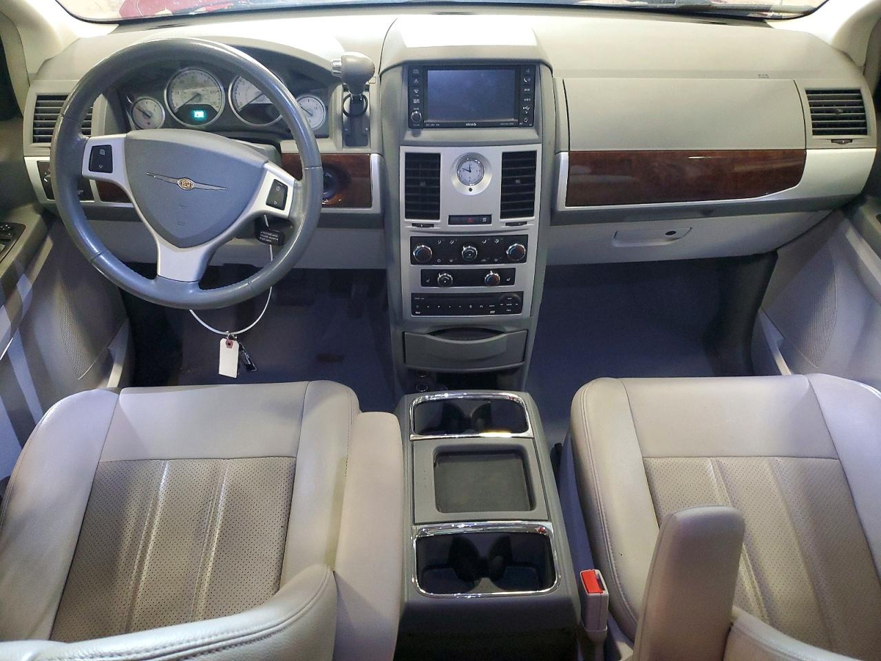 2009 Chrysler Town & Country Touring Burgundy vin: 2A8HR54169R635681