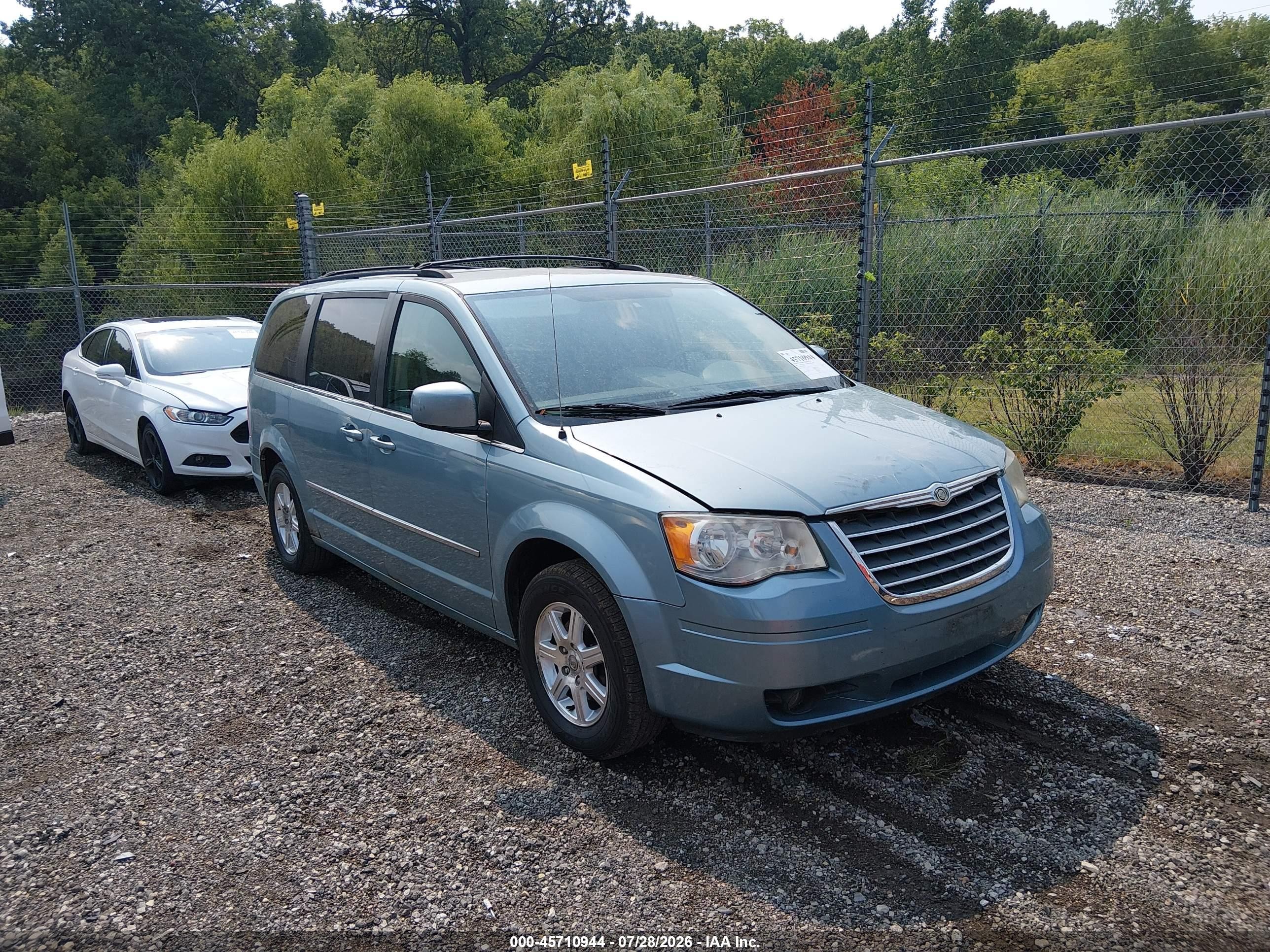 2009 Chrysler Town & Country Touring Бирюзовый vin: 2A8HR54179R504081