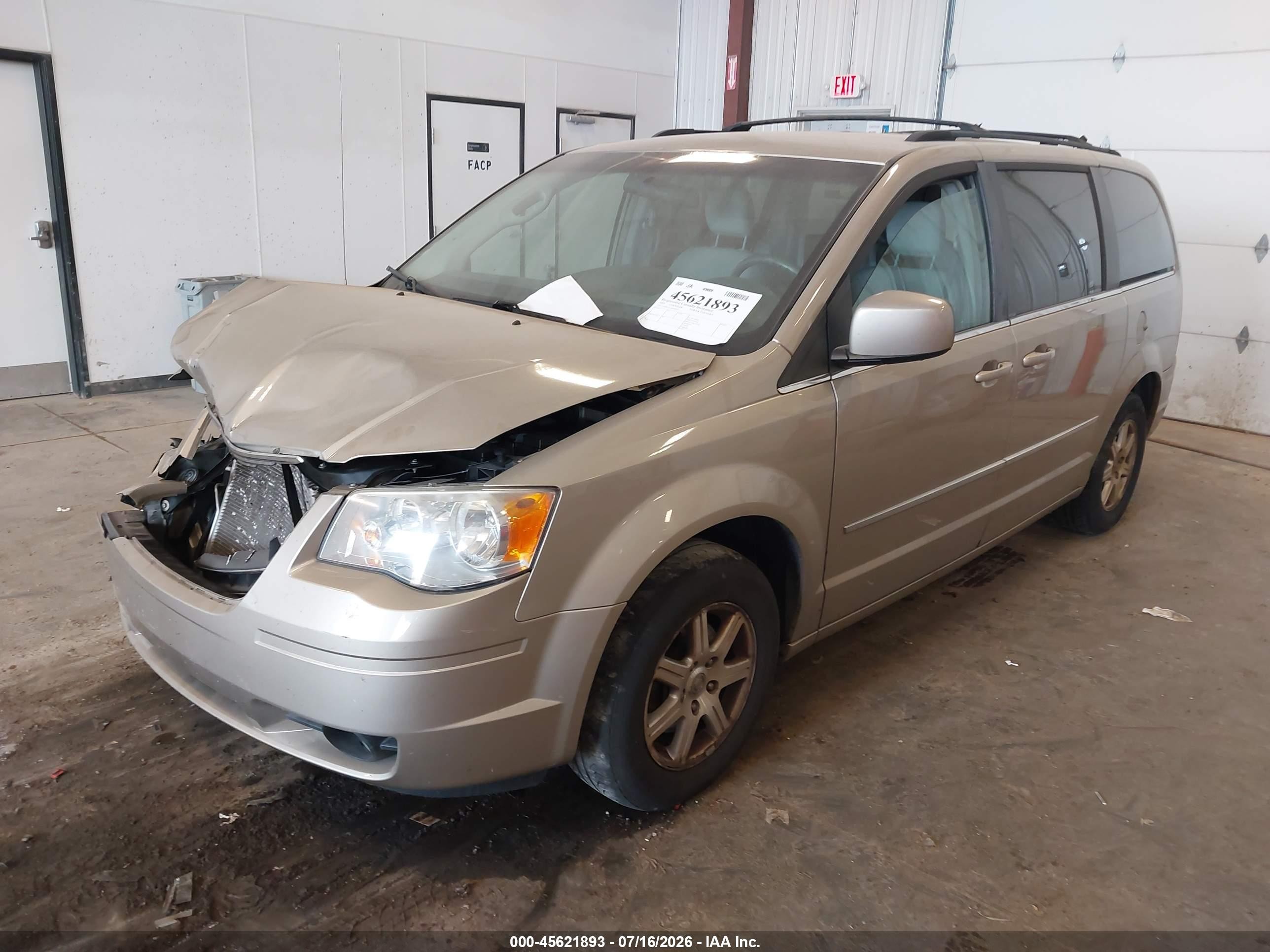 2009 Chrysler Town & Country Touring Желто-коричневый vin: 2A8HR54179R509457