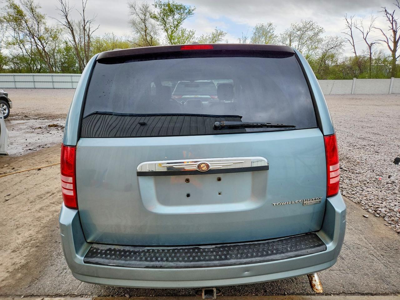2009 Chrysler Town & Country Touring Turquoise vin: 2A8HR54179R540076