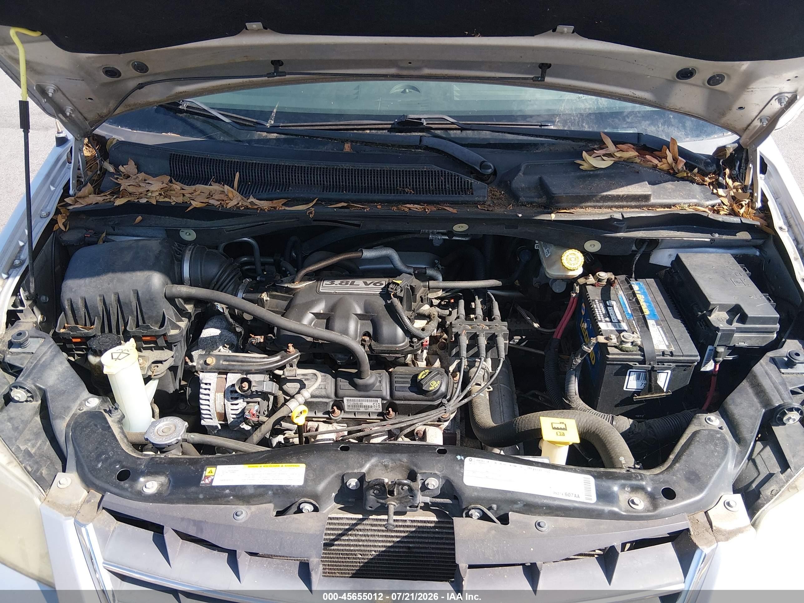 2009 Chrysler Town & Country Touring Серебряный vin: 2A8HR54179R673338