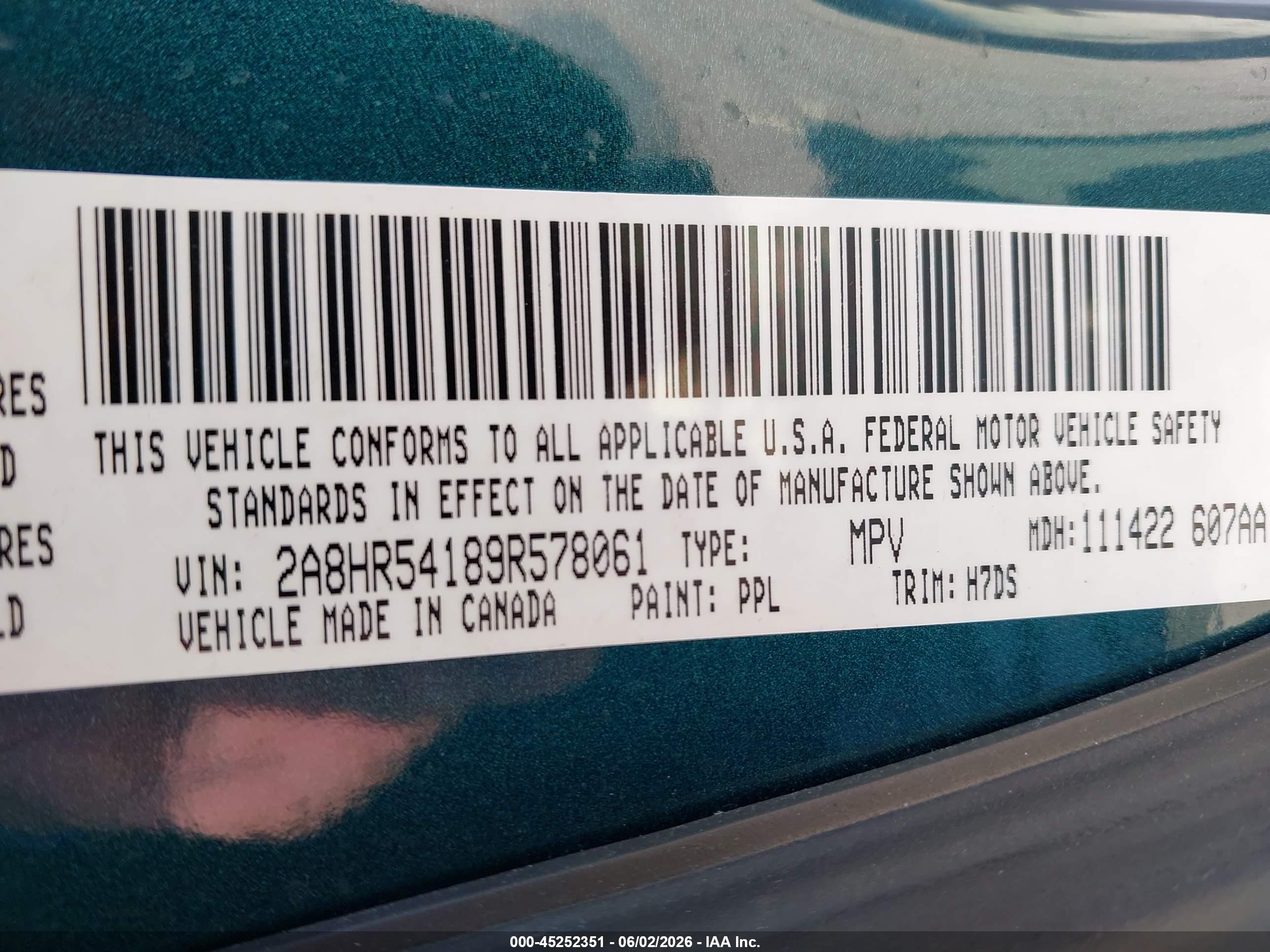 2009 Chrysler Town & Country Touring Green vin: 2A8HR54189R578061