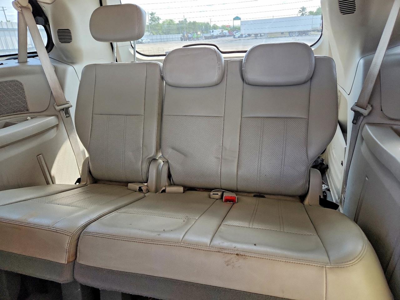 2009 Chrysler Town & Country Touring Blue vin: 2A8HR54189R635679