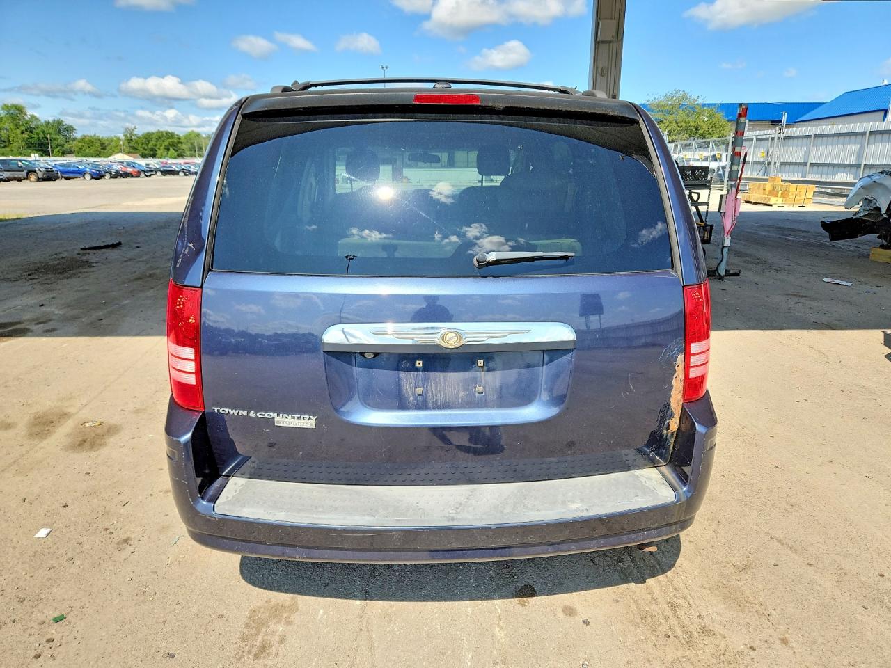 2009 Chrysler Town & Country Touring Blue vin: 2A8HR54189R635679