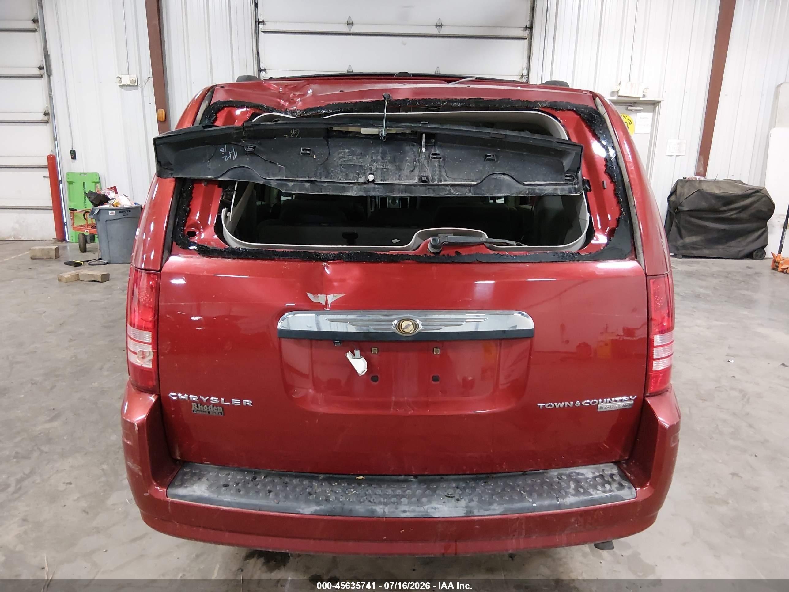 2009 Chrysler Town & Country Touring Красный vin: 2A8HR54189R637965