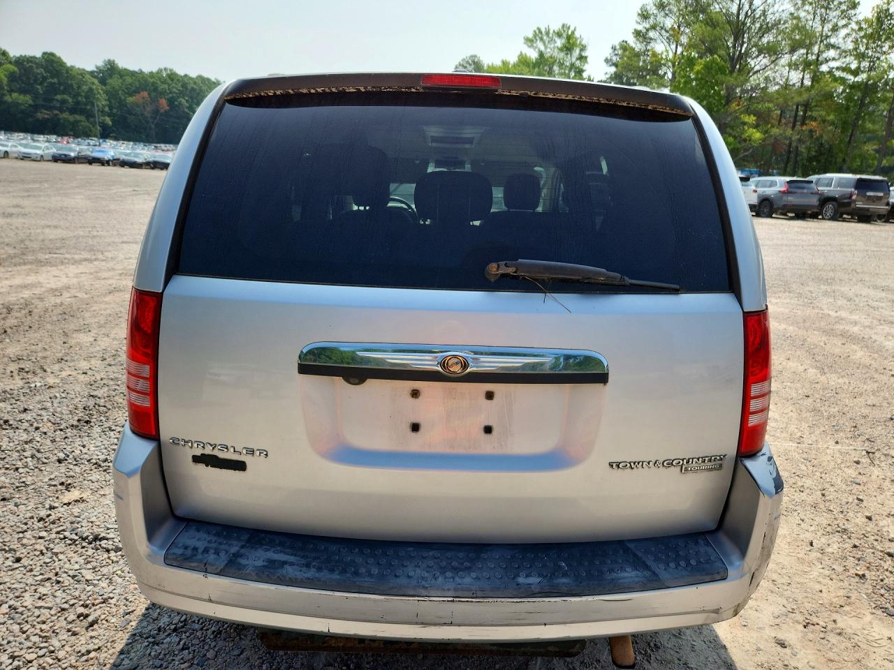 2009 Chrysler Town & Country Touring Silver vin: 2A8HR54189R640350